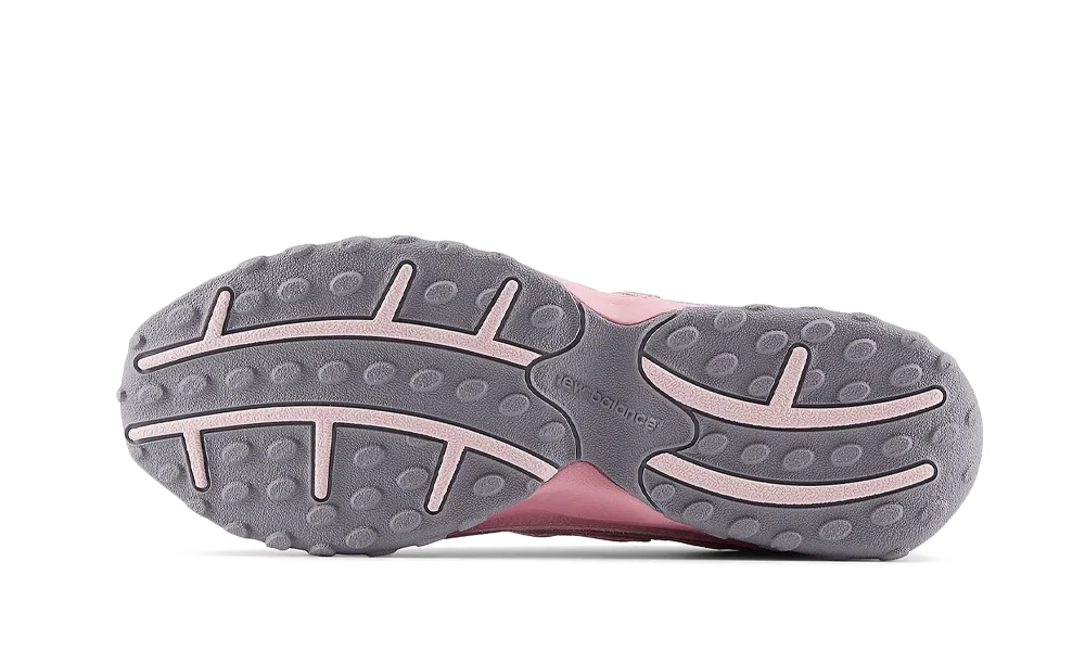 New Balance 204L Rose Pastel