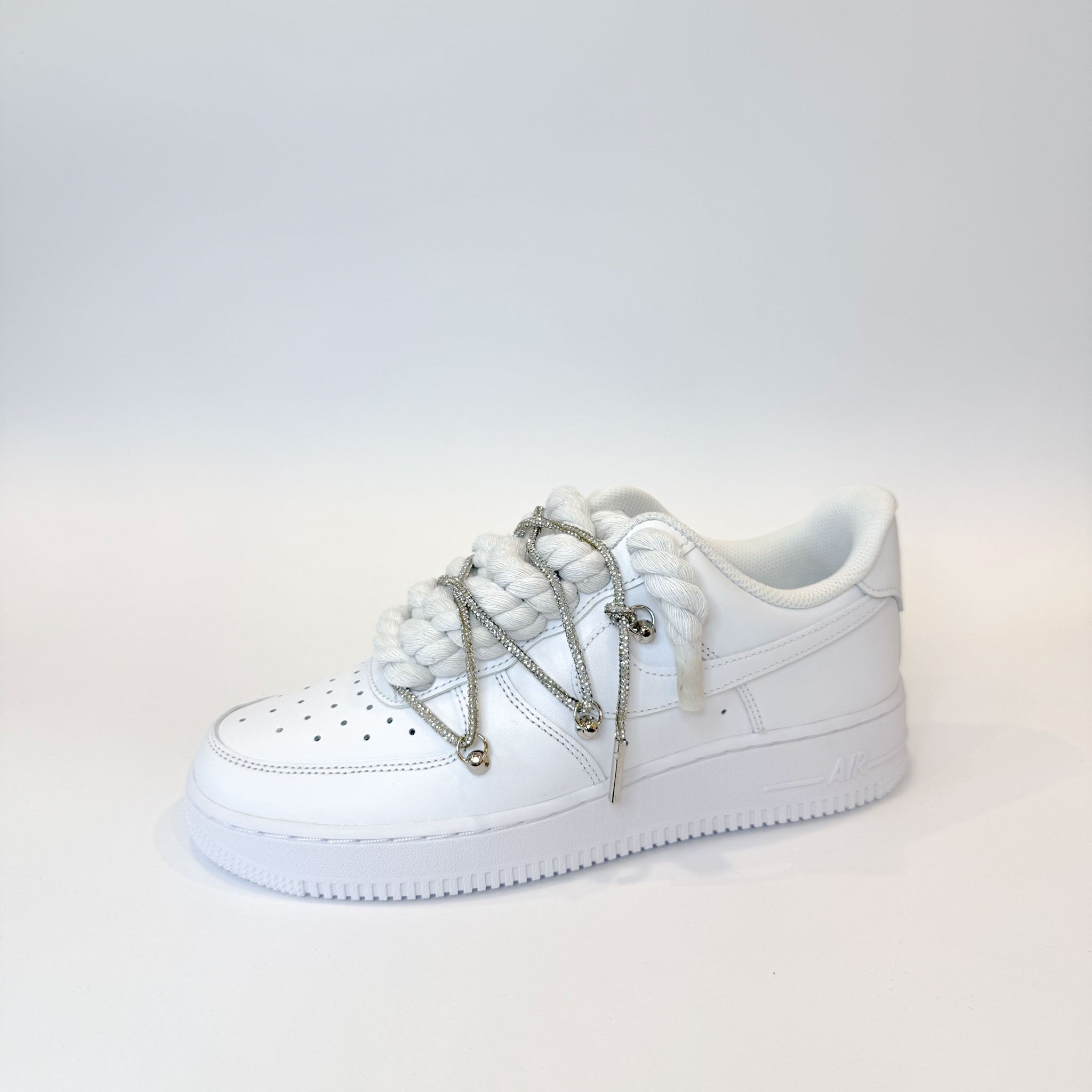 chunky-force-white-silver-rope-laces-detail