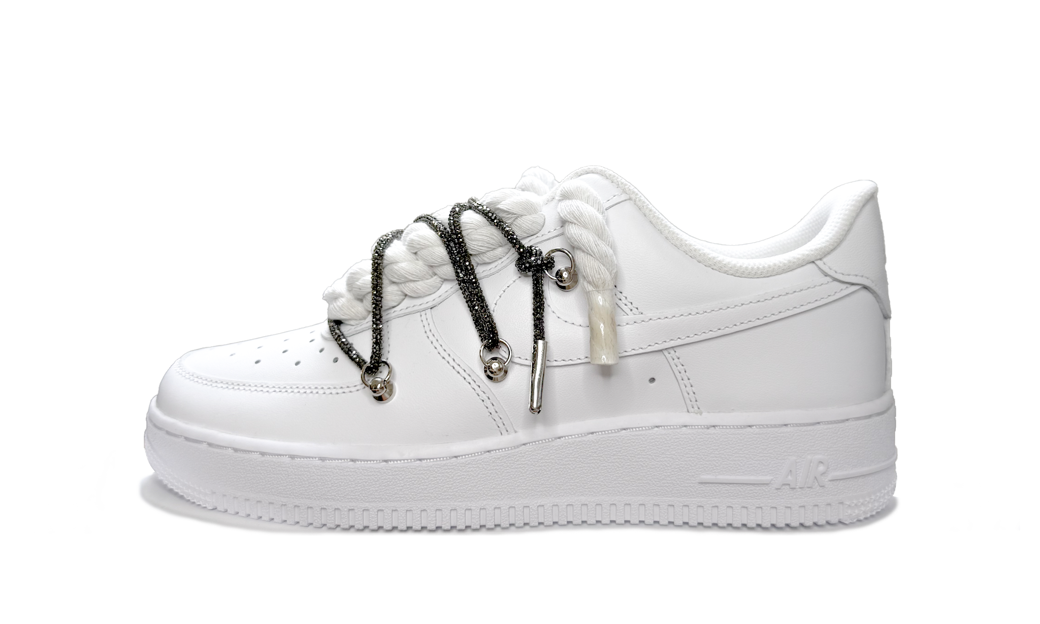 Custom Nike Air Force 1 Low White Double Rope Laces White Black – biele tenisky s dvojitými bielo-čiernymi šnúrkami a ikonickým logom Swoosh