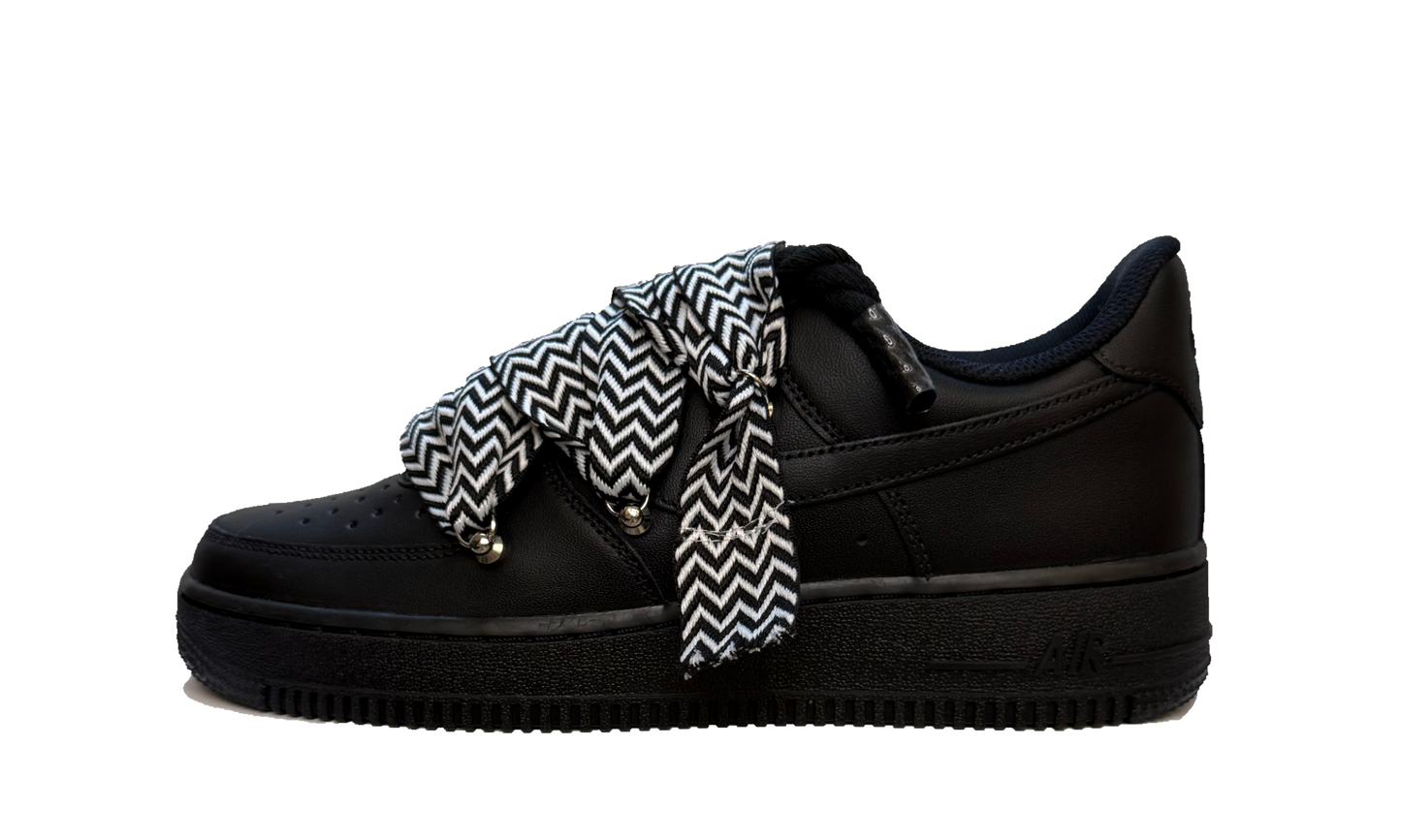 Custom Nike Air Force 1 Low Black Lanvin Rope Laces White/Black – čierne tenisky doplnené o ikonické lanvin šnúry a s ikonickým logom Swoosh