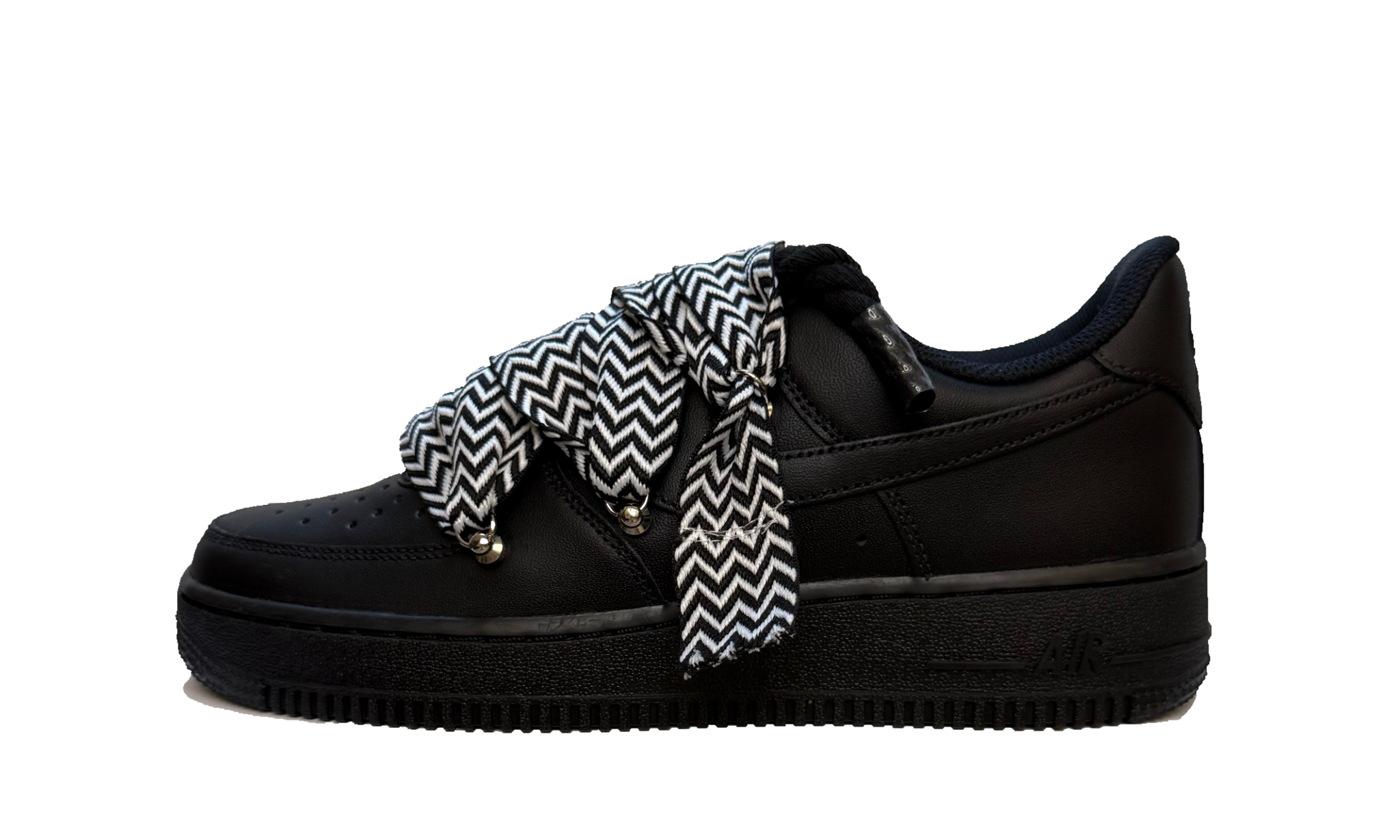 Custom Nike Air Force 1 Low Black Lanvin Rope Laces White/Black – čierne tenisky doplnené o ikonické lanvin šnúry a s ikonickým logom Swoosh