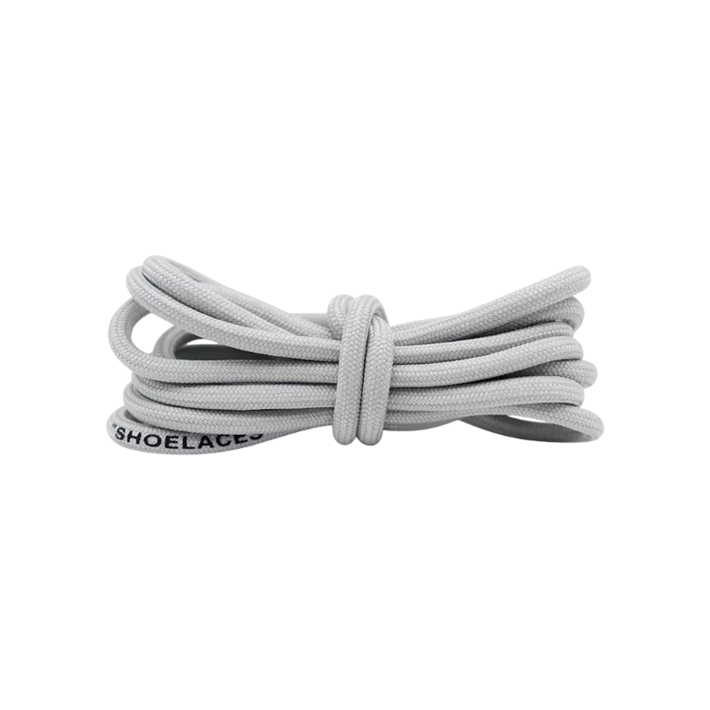 White Over Laces – sivé šnúrky s minimalistickým dizajnom, vhodné do klasických tenisiek aj custom Air Force 1 Low Overlaced.