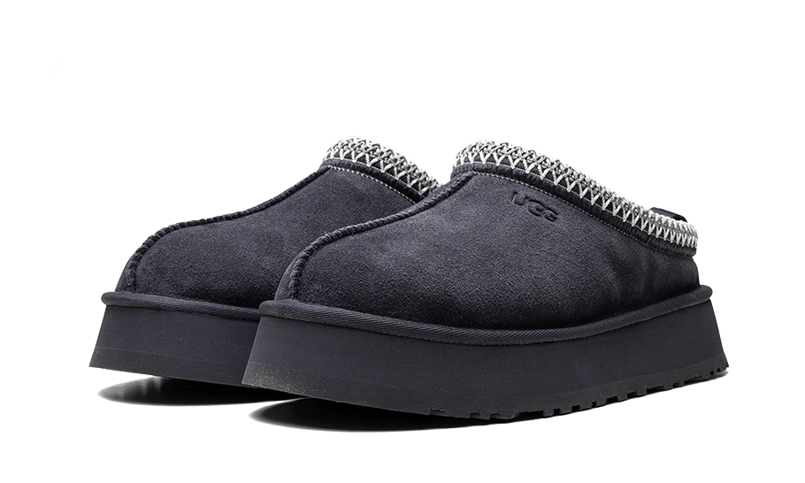 UGG Tazz Slipper Eve Blue – pohľad na tvar papuče, mäkké polstrovanie a zvýšenú podrážku.