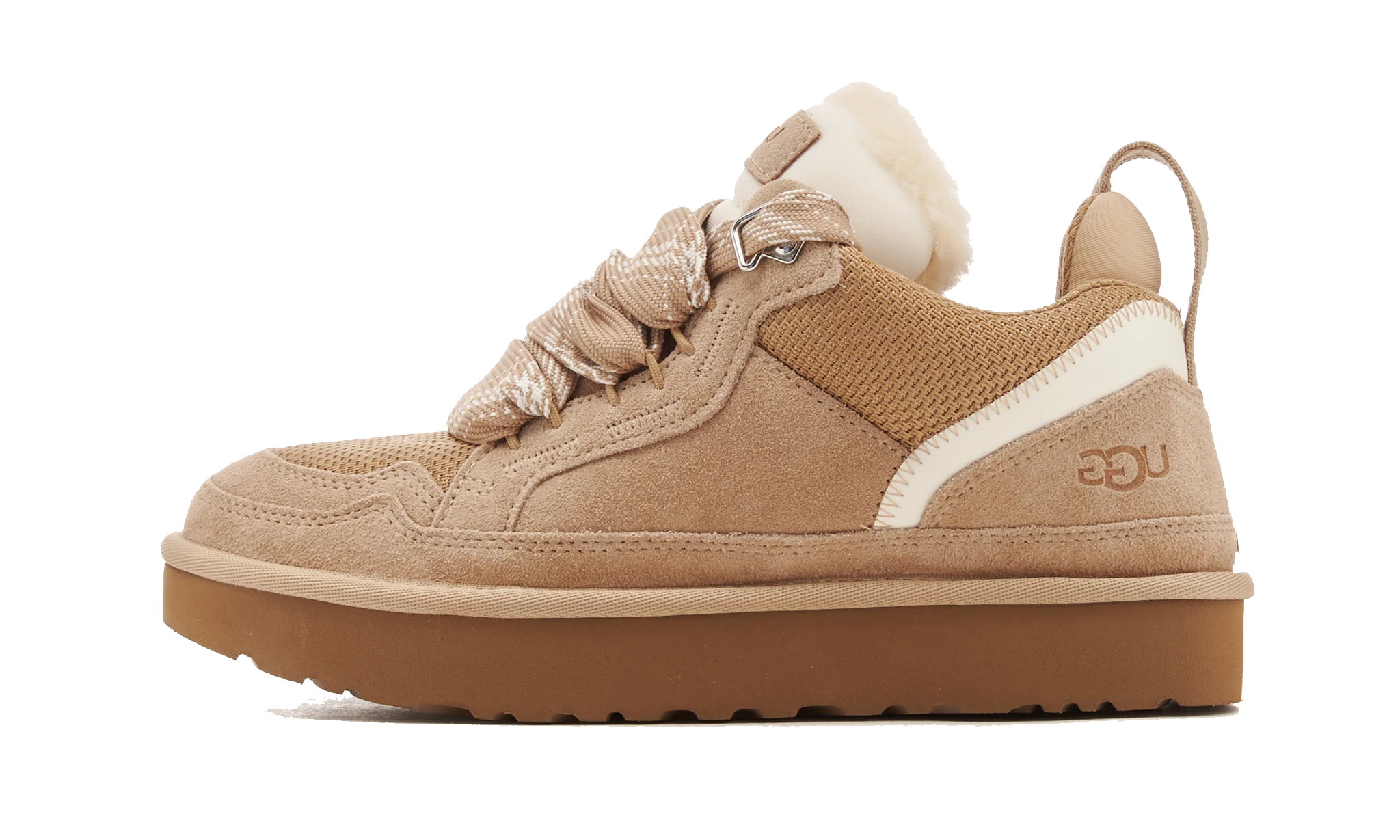 UGG Lowmel Sand tenisky – bočný pohľad na semišový zvršok a robustnú podrážku v béžovej farbe.