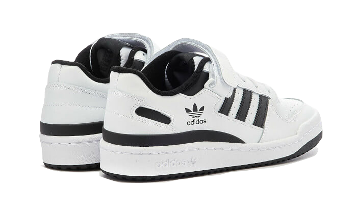 Forum Low White Black
