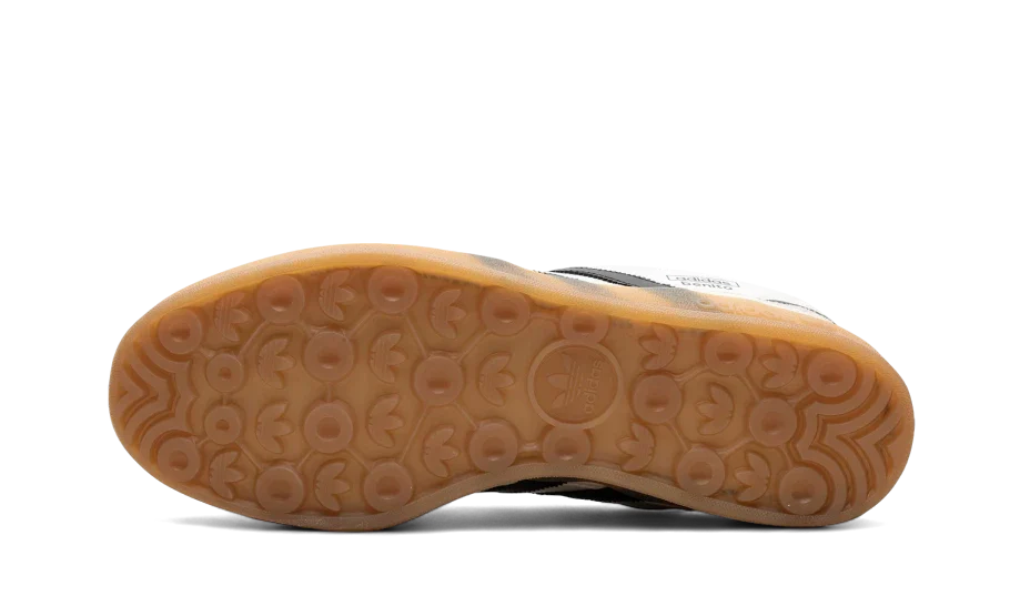 Gazelle Indoor Bad Bunny White Black Gum