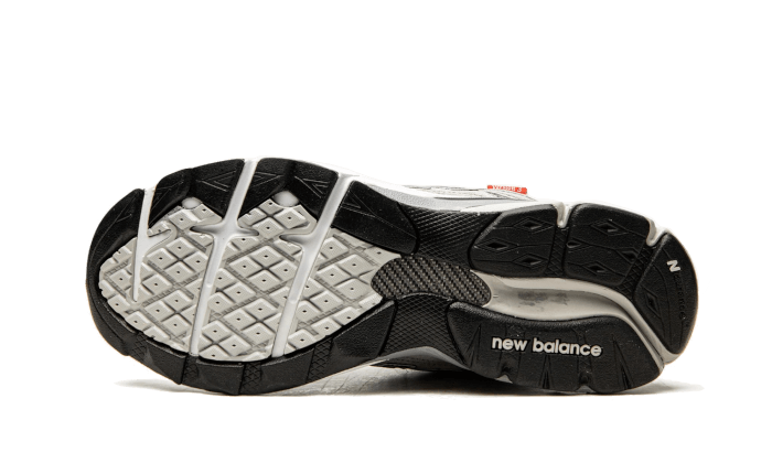 New Balance 990 v3 Grey