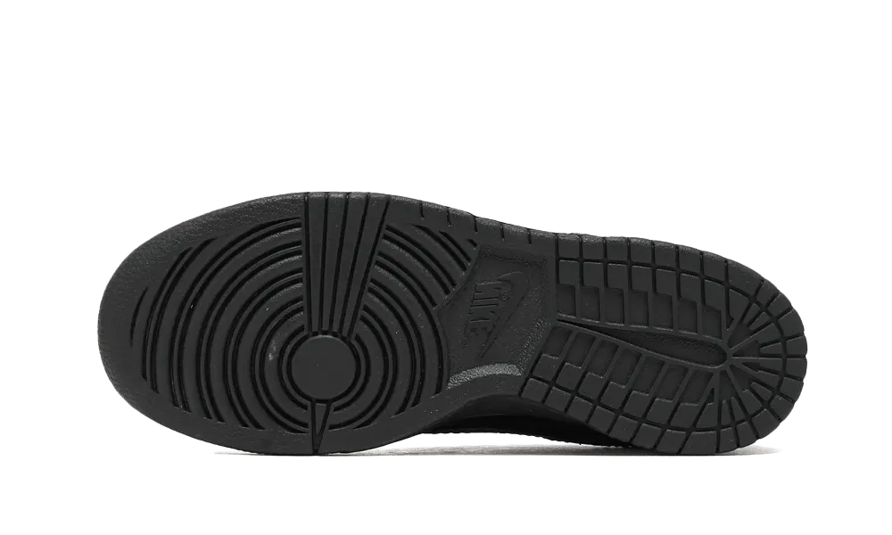 Nike Dunk Low PRM Black
