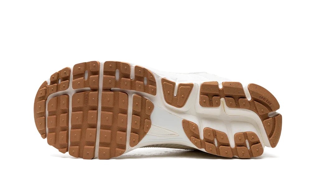 Nike Zoom Vomero 5 White Gum