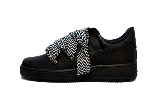 Custom Nike Air Force 1 Low Black Lanvin Rope Laces White/Black – čierne tenisky doplnené o ikonické lanvin šnúry a s ikonickým logom Swoosh