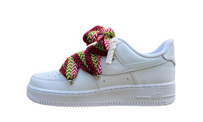 Custom Nike Air Force 1 White Lanvin Rope Laces Multicolor – biele tenisky s viacfarebnými lanvin šnúrkami a ikonickým Swoosh logom.