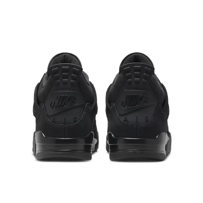 Air Jordan 4 Black Cat 2025 – zadná časť tenisiek so signature Jordan konštrukciou
