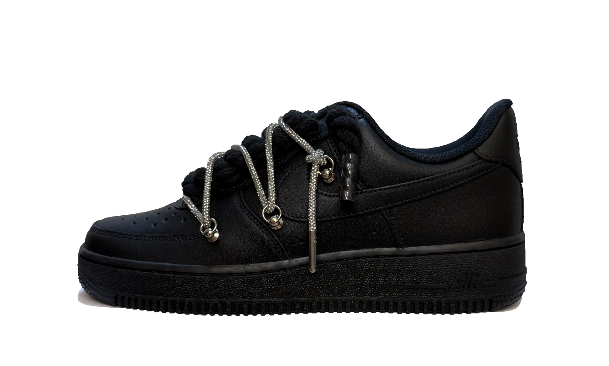 Custom Nike Air Force 1 Low Black Glitter Rope Laces Black – čierne tenisky s trblietavými striebornými šnúrkami a ikonickým logom Swoosh
