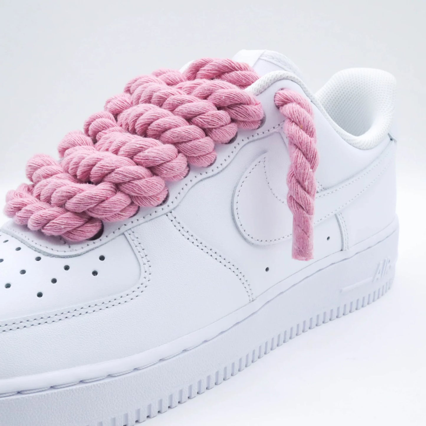 detail-pink-rope-laces-air-force-1